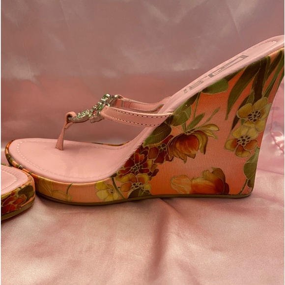 A S STUDIO SIZE 38 (US 7.5) PLATFORM SANDALS EACH HAS PINK/GREEN JEWEL BUTTERFLY - Picture 6 of 8